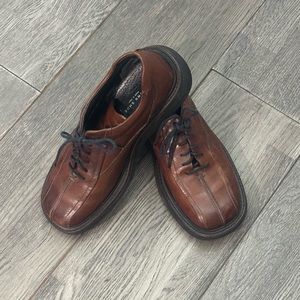 Brown Shoe